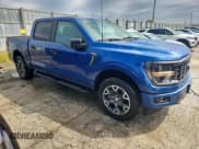 ✅ 2025 Ford F-150 STX • VIN: 1FTEW2LP2SKD61388 • Lot: 68654575. Wystawiony na Copart z przebiegiem 1 410 mil. Bezpłatny archiwum sprzedaży aukcyjnych z USA i szczegółowy raport historii pojazdu na DreamBid. Zdjęcie 4.