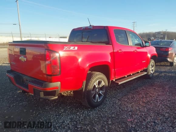 ✅ 2016 Chevrolet Colorado 4WD Z71 • VIN: 1GCGTDE35G1335517 • Лот: 43671378. Опубликован ранее на IAAI с пробегом 117 396 миль. Бесплатный доступ к архиву аукционных продаж из США и подробный отчёт об истории автомобиля на DreamBid. Изображение 4.