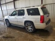 ✅ 2011 Cadillac Escalade • VIN: 1GYS4EEJ4BR157874 • Lot: 68929895. Wystawiony na Copart z przebiegiem 88 108 mil. Bezpłatny archiwum sprzedaży aukcyjnych z USA i szczegółowy raport historii pojazdu na DreamBid. Zdjęcie 2.