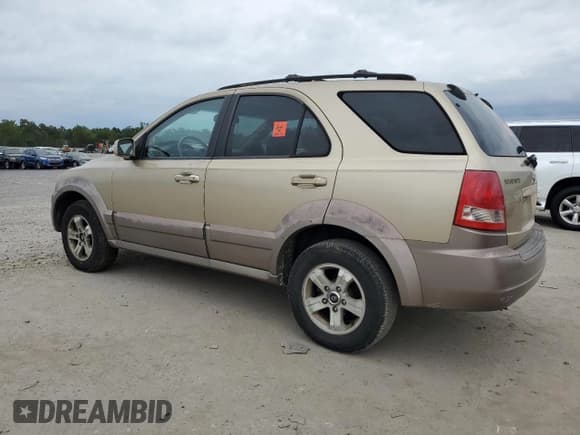 ✅ 2003 Kia Sorento LX • VIN: KNDJD733X35063802 • Lot: 74760084. Listed on Copart with 189,088 mi. Free auction sales archive from the USA and detailed vehicle history report at DreamBid. Image 2.