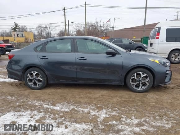 ✅ 2019 Kia Forte LXS • VIN: 3KPF24AD3KE080451 • Lot: 41543510. Listed on IAAI with 42,281 mi. Free auction sales archive from the USA and detailed vehicle history report at DreamBid. Image 13.