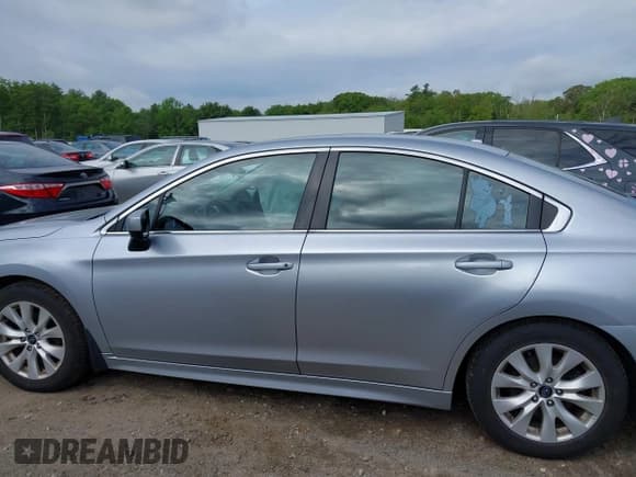 ✅ 2015 Subaru Legacy Premium • VIN: 4S3BNAC65F3070679 • Lot: 42367904. Listed on IAAI with 235,739 mi. Free auction sales archive from the USA and detailed vehicle history report at DreamBid. Image 14.