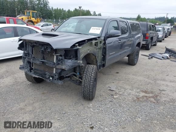 ✅ 2021 Toyota Tacoma SR5 • VIN: 3TMDZ5BN1MM119711 • Lot: 42479038. Wystawiony na IAAI z przebiegiem 64 779 mil. Bezpłatny archiwum sprzedaży aukcyjnych z USA i szczegółowy raport historii pojazdu na DreamBid. Zdjęcie 2.