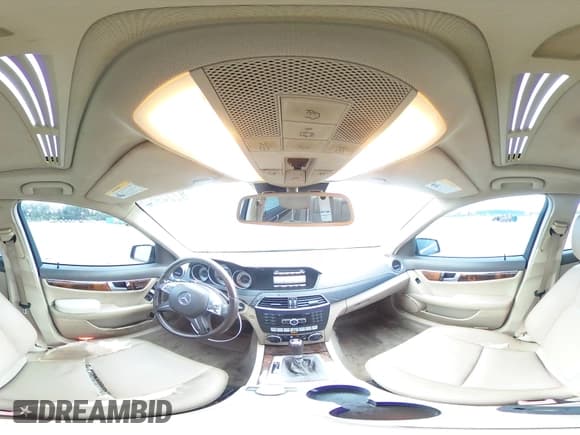 ✅ 2013 Mercedes-Benz C 250 Luxury • VIN: WDDGF4HB0DR262747 • Лот: 82249645. Опубликован ранее на Copart с пробегом 154 699 миль. Бесплатный доступ к архиву аукционных продаж из США и подробный отчёт об истории автомобиля на DreamBid. Изображение 14.