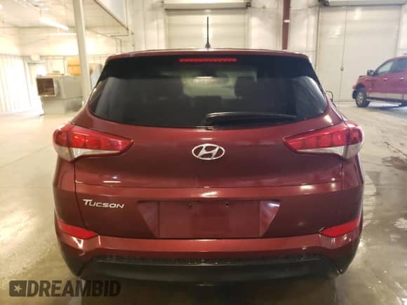 2018 Hyundai Tucson SE z VIN KM8J23A4XJU620586, wystawiony jako Copart lot #84033535 z przebiegiem 146 162 mil mil oraz Szkoda całkowita • Salvage title. Historia ofert i sprzedaży dostępna na DreamBid. Obrazek 6.
