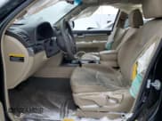 ✅ 2009 Kia Borrego LX • VIN: KNDJH741095020113 • Lot: 43867345. Wystawiony na Copart z przebiegiem 154 972 mil. Bezpłatny archiwum sprzedaży aukcyjnych z USA i szczegółowy raport historii pojazdu na DreamBid. Zdjęcie 7.