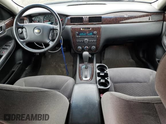 ✅ 2014 Chevrolet Impala LS • VIN: 2G1WA5E36E1102351 • Lot: 73164804. Listed on Copart with 137,854 mi. Free auction sales archive from the USA and detailed vehicle history report at DreamBid. Image 8.