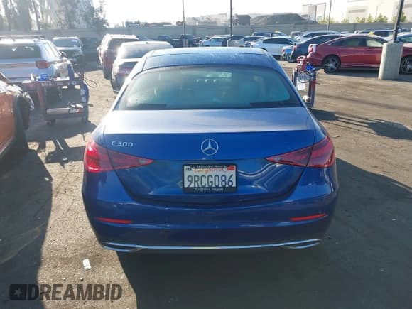 ✅ 2024 Mercedes-Benz C 300 • VIN: W1KAF4GB1RR185434 • Lot: 42652202. Wystawiony na IAAI z przebiegiem 19 119 mil. Bezpłatny archiwum sprzedaży aukcyjnych z USA i szczegółowy raport historii pojazdu na DreamBid. Zdjęcie 17.