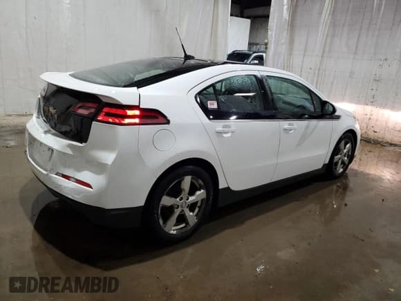 ✅ 2012 Chevrolet Volt • VIN: 1G1RA6E44CU112115 • Lot: 83886704. Wystawiony na Copart z przebiegiem 145 561 mil. Bezpłatny archiwum sprzedaży aukcyjnych z USA i szczegółowy raport historii pojazdu na DreamBid. Zdjęcie 3.