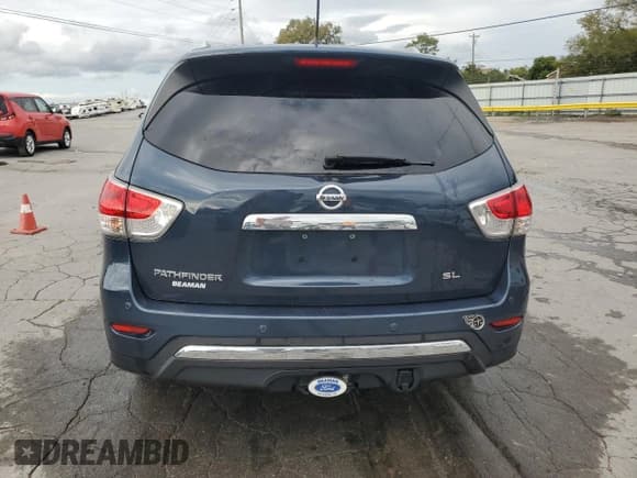 ✅ 2016 Nissan Pathfinder SV • VIN: 5N1AR2MN4GC641913 • Lot: 82155775. Listed on Copart with 173,165 mi. Free auction sales archive from the USA and detailed vehicle history report at DreamBid. Image 6.