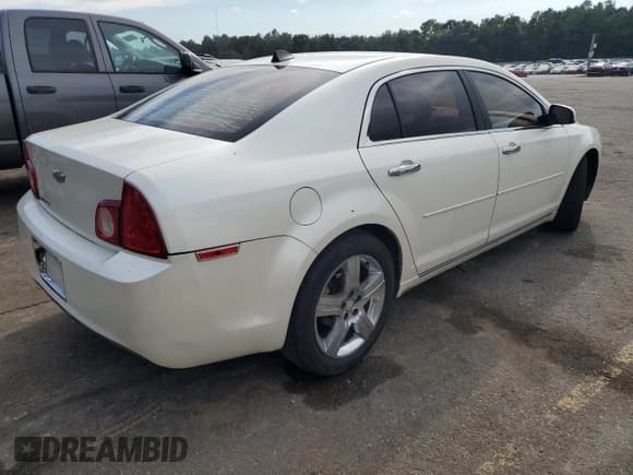 ✅ 2012 Chevrolet Malibu 1LT • VIN: 1G1ZC5E09CF218713 • Lot: 72818354. Listed on Copart with 155,811 mi. Free auction sales archive from the USA and detailed vehicle history report at DreamBid. Image 3.