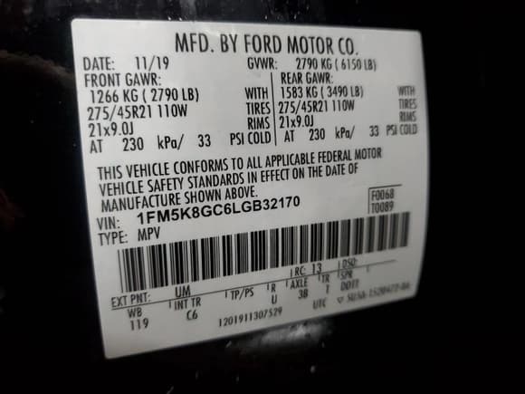 ✅ 2020 Ford Explorer ST • VIN: 1FM5K8GC6LGB32170 • Lot: 90241695. Wystawiony na Copart z przebiegiem 80 513 mil. Bezpłatny archiwum sprzedaży aukcyjnych z USA i szczegółowy raport historii pojazdu na DreamBid. Zdjęcie 14.