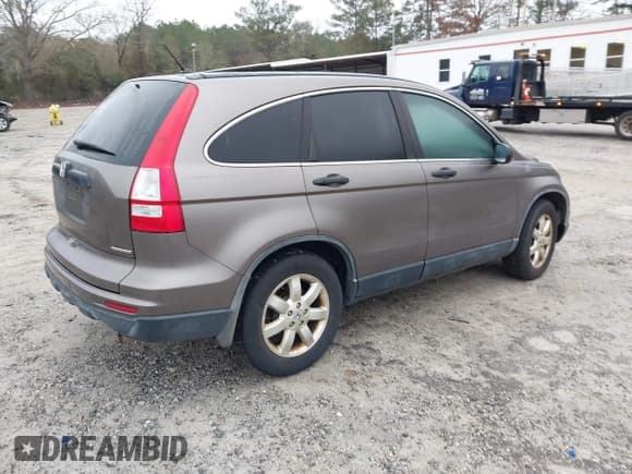 ✅ 2011 Honda CR-V SE • VIN: 5J6RE3H45BL000637 • Лот: 43828318. Опубликован ранее на IAAI с пробегом 274 852 миль. Бесплатный доступ к архиву аукционных продаж из США и подробный отчёт об истории автомобиля на DreamBid. Изображение 4.