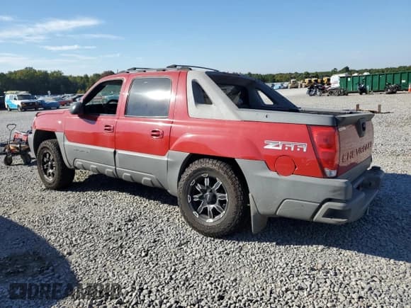 ✅ 2002 Chevrolet Avalanche • VIN: 3GNEC13T52G305718 • Lot: 87090385. Listed on Copart with 216,900 mi. Free auction sales archive from the USA and detailed vehicle history report at DreamBid. Image 2.