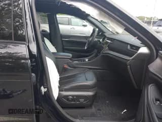 ✅ 2024 Jeep Grand Cherokee Limited • VIN: 1C4RJHBG8RC103286 • Лот: 42992949. Опубликован ранее на IAAI с пробегом 23 429 миль. Бесплатный доступ к архиву аукционных продаж из США и подробный отчёт об истории автомобиля на DreamBid. Изображение 5.