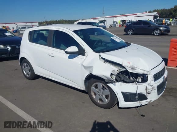 ✅ 2013 Chevrolet Sonic LS • VIN: 1G1JA6SH2D4186574 • Lot: 43484831. Listed on IAAI with 200,356 mi. Free auction sales archive from the USA and detailed vehicle history report at DreamBid. Image 1.