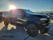 ✅ 2022 Chevrolet Silverado 1500 LT Trail Boss • VIN: 3GCPYFED9NG107136 • Lot: 90358475. Wystawiony na Copart z przebiegiem 62 544 mil. Bezpłatny archiwum sprzedaży aukcyjnych z USA i szczegółowy raport historii pojazdu na DreamBid. Zdjęcie 4.