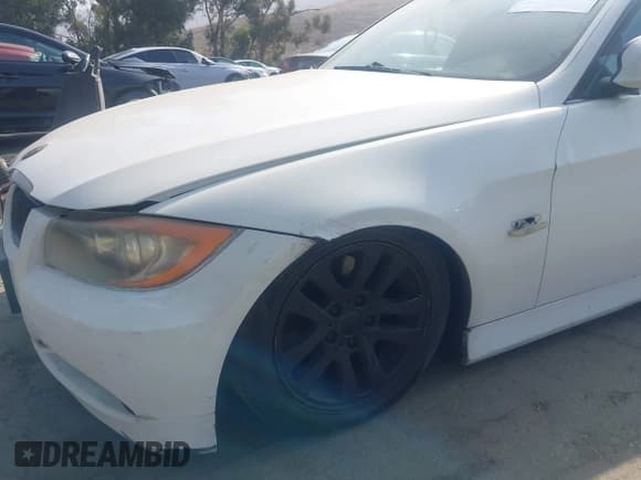 ✅ 2007 BMW 3 Series 328i • VIN: WBAVC53517FZ76519 • Лот: 42595027. Опубликован ранее на IAAI с пробегом Не указан. Бесплатный доступ к архиву аукционных продаж из США и подробный отчёт об истории автомобиля на DreamBid. Изображение 12.