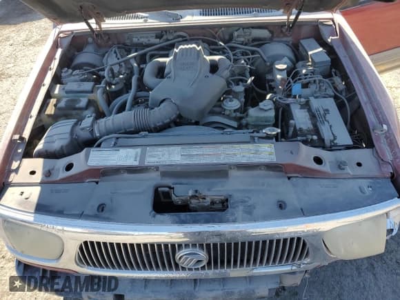 ✅ 1999 Mercury Mountaineer • VIN: 4M2ZU52E6XUJ43842 • Lot: 88141505. Listed on Copart with 194,187 mi. Free auction sales archive from the USA and detailed vehicle history report at DreamBid. Image 12.