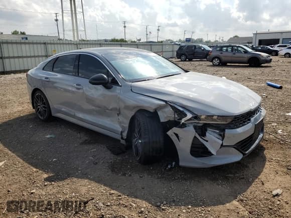 ✅ 2024 Kia K5 GT • VIN: 5XXG44J83RG252030 • Lot: 65829405. Wystawiony na Copart z przebiegiem 27 652 mil. Bezpłatny archiwum sprzedaży aukcyjnych z USA i szczegółowy raport historii pojazdu na DreamBid. Zdjęcie 4.