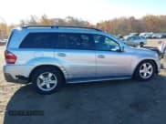 ✅ 2007 Mercedes-Benz GL 450 • VIN: 4JGBF71E37A277865 • Lot: 43614242. Wystawiony na IAAI z przebiegiem 156 713 mil. Bezpłatny archiwum sprzedaży aukcyjnych z USA i szczegółowy raport historii pojazdu na DreamBid. Zdjęcie 13.