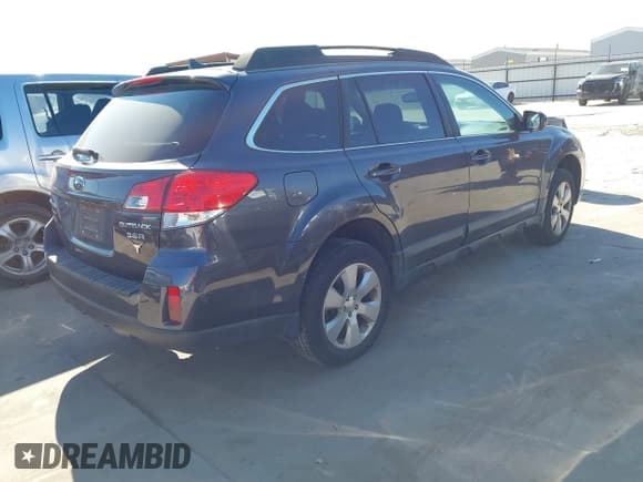 ✅ 2011 Subaru Outback Limited Power Moon • VIN: 4S4BRELC1B2340116 • Lot: 43882105. Listed on IAAI with 65,777 mi. Free auction sales archive from the USA and detailed vehicle history report at DreamBid. Image 4.