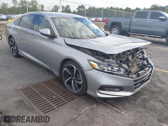 ✅ 2019 Honda Accord Sport • VIN: 1HGCV1F35KA063051 • Lot: 43331656. Wystawiony na IAAI z przebiegiem 96 985 mil. Bezpłatny archiwum sprzedaży aukcyjnych z USA i szczegółowy raport historii pojazdu na DreamBid. Zdjęcie 1.