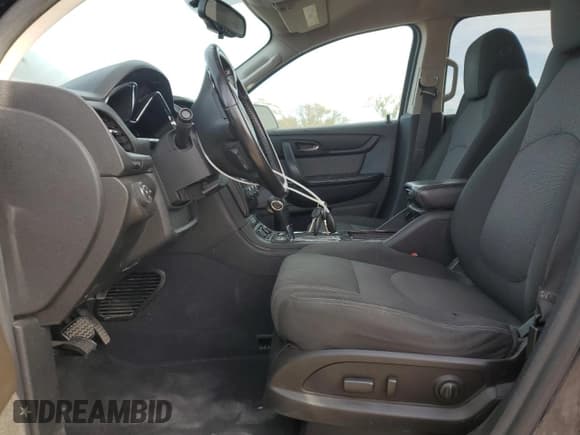 ✅ 2017 Chevrolet Traverse LT • VIN: 1GNKVGKD8HJ168100 • Lot: 89502715. Wystawiony na Copart z przebiegiem 196 965 mil. Bezpłatny archiwum sprzedaży aukcyjnych z USA i szczegółowy raport historii pojazdu na DreamBid. Zdjęcie 7.