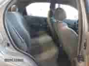 2005 Chevrolet Aveo SVM z VIN KL1TD52625B376542, wystawiony jako IAAI lot #41076894 z przebiegiem 197 578 mil mil oraz . Historia ofert i sprzedaży dostępna na DreamBid. Obrazek 8.