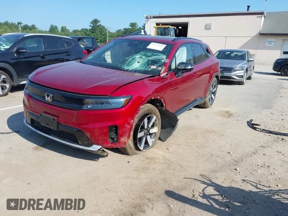 ✅ 2024 Honda Prologue Touring • VIN: 3GPKHXRJ3RS529176 • Lot: 42767810. Listed on IAAI with 5,451 mi. Free auction sales archive from the USA and detailed vehicle history report at DreamBid. Image 19.