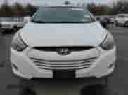 2015 Hyundai Tucson SE z VIN KM8JU3AG5FU983373, wystawiony jako Copart lot #48801914 z przebiegiem 151 803 mil mil oraz . Historia ofert i sprzedaży dostępna na DreamBid. Obrazek 5.
