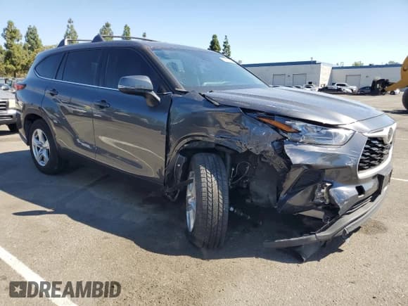 ✅ 2020 Toyota Highlander L • VIN: 5TDCZRAH8LS008960 • Lot: 81081115. Wystawiony na Copart z przebiegiem 52 935 mil. Bezpłatny archiwum sprzedaży aukcyjnych z USA i szczegółowy raport historii pojazdu na DreamBid. Zdjęcie 4.