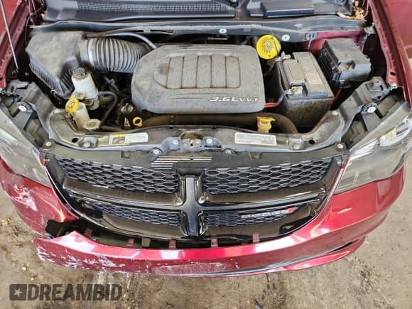 ✅ 2018 Dodge Grand Caravan SE • VIN: 2C4RDGBG3JR151761 • Lot: 92356095. Listed on Copart with 69,351 mi. Free auction sales archive from the USA and detailed vehicle history report at DreamBid. Image 12.