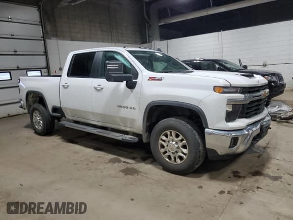 ✅ 2024 Chevrolet Silverado 2500HD LT • VIN: 2GC4YNE79R1209154 • Лот: 86667975. Опубликован ранее на Copart с пробегом 64 974 миль. Бесплатный доступ к архиву аукционных продаж из США и подробный отчёт об истории автомобиля на DreamBid. Изображение 4.