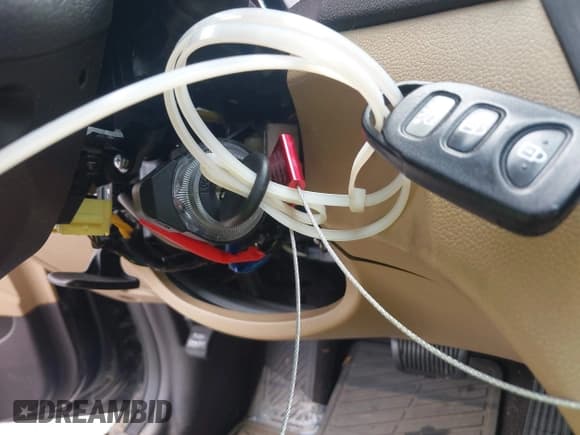 ✅ 2014 Hyundai Sonata GLS • VIN: 5NPEB4AC4EH896345 • Лот: 42699801. Опубликован ранее на IAAI с пробегом 114 085 миль. Бесплатный доступ к архиву аукционных продаж из США и подробный отчёт об истории автомобиля на DreamBid. Изображение 11.