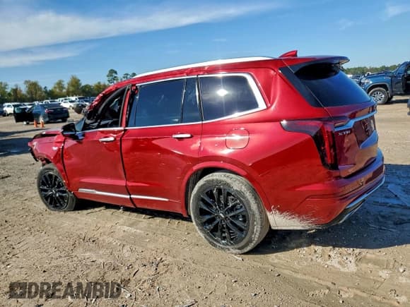 ✅ 2023 Cadillac XT6 FWD Luxury • VIN: 1GYKPAR43PZ135442 • Lot: 95185615. Wystawiony na Copart z przebiegiem 39 507 mil. Bezpłatny archiwum sprzedaży aukcyjnych z USA i szczegółowy raport historii pojazdu na DreamBid. Zdjęcie 2.