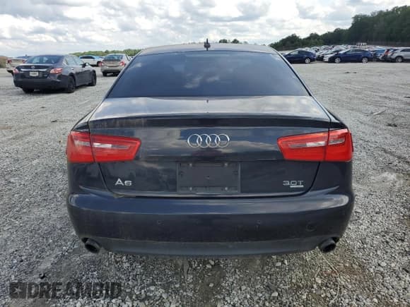 ✅ 2014 Audi A6 Premium Plus • VIN: WAUFGAFC1EN020536 • Лот: 61041235. Опубликован ранее на Copart с пробегом 110 384 миль. Бесплатный доступ к архиву аукционных продаж из США и подробный отчёт об истории автомобиля на DreamBid. Изображение 6.