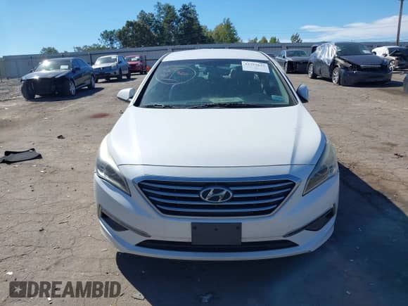 2015 Hyundai Sonata SE with VIN 5NPE24AFXFH021301, listed as a IAAI auction lot 43353622 with 146,014 mi miles and . Bid and sale history available at DreamBid. Image 12.