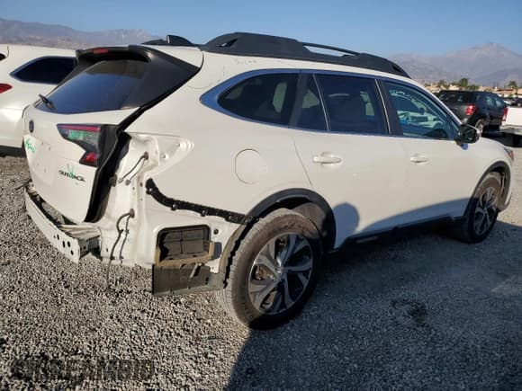 ✅ 2020 Subaru Outback Limited • VIN: 4S4BTANC4L3260585 • Lot: 90147325. Listed on Copart with 68,995 mi. Free auction sales archive from the USA and detailed vehicle history report at DreamBid. Image 3.