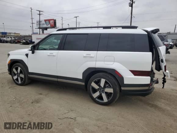 2024 Hyundai Santa Fe Limited с VIN 5NMP44GL9RH040004, выставлен на аукционе Copart как лот 55640395 с пробегом 2 552 миль миль и Списание • Salvage title. История ставок и продаж доступна на DreamBid. Изображение 2.