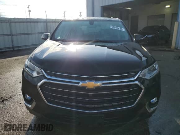 2018 Chevrolet Traverse LT Cloth z VIN 1GNERGKW8JJ165478, wystawiony jako Copart lot #43942435 z przebiegiem 71 645 mil mil oraz Szkoda całkowita • Salvage title. Historia ofert i sprzedaży dostępna na DreamBid. Obrazek 5.