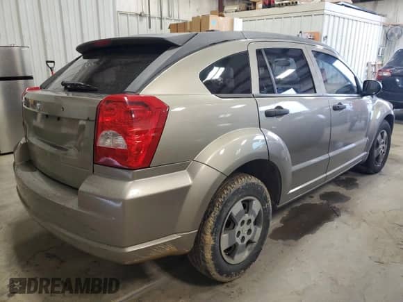 2008 Dodge Caliber SE с VIN 1B3HB28B28D696607, выставлен на аукционе Copart как лот 77379713 с пробегом 74 205 миль миль и Списание • Salvage title. История ставок и продаж доступна на DreamBid. Изображение 3.