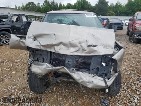 2002 Chevrolet Blazer LS with VIN 1GNCS18W92K112977, listed as a Copart auction lot 58580545 with Not provided miles and Salvage title. Bid and sale history available at DreamBid. Image 5.