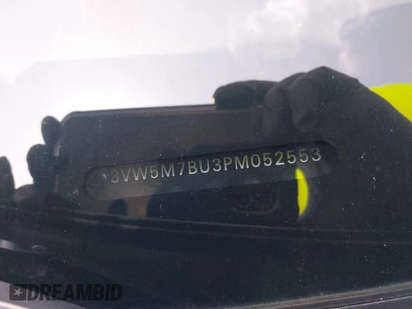 ✅ 2023 Volkswagen Jetta S • VIN: 3VW5M7BU3PM052553 • Lot: 43024368. Listed on IAAI with 20,062 mi. Free auction sales archive from the USA and detailed vehicle history report at DreamBid. Image 18.