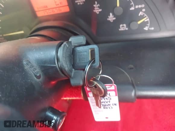 1995 Chevrolet Corvette z VIN 1G1YY22P4S5115975, wystawiony jako IAAI lot #43364512 z przebiegiem 150 676 mil mil oraz . Historia ofert i sprzedaży dostępna na DreamBid. Obrazek 11.