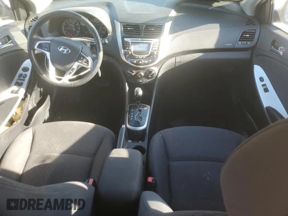 ✅ 2012 Hyundai Accent SE • VIN: KMHCU5AE0CU016197 • Лот: 77943564. Опубликован ранее на Copart с пробегом 96 878 миль. Бесплатный доступ к архиву аукционных продаж из США и подробный отчёт об истории автомобиля на DreamBid. Изображение 8.