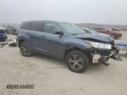 ✅ 2018 Toyota Highlander LE • VIN: 5TDZZRFH7JS239235 • Lot: 92957615. Wystawiony na Copart z przebiegiem 112 888 mil. Bezpłatny archiwum sprzedaży aukcyjnych z USA i szczegółowy raport historii pojazdu na DreamBid. Zdjęcie 4.