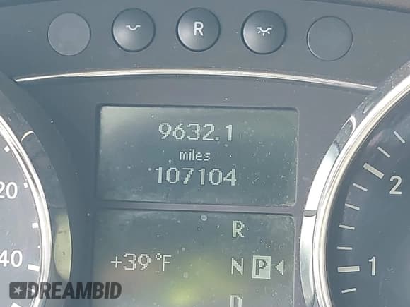 ✅ 2007 Mercedes-Benz R 3.5L • VIN: 4JGCB65E67A053042 • Lot: 41497759. Listed on IAAI with 107,104 mi. Free auction sales archive from the USA and detailed vehicle history report at DreamBid. Image 7.