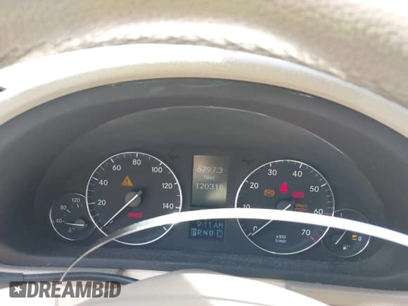 ✅ 2005 Mercedes-Benz C 240 • VIN: WDBRF81J85F667753 • Lot: 42094112. Wystawiony na IAAI z przebiegiem 120 318 mil. Bezpłatny archiwum sprzedaży aukcyjnych z USA i szczegółowy raport historii pojazdu na DreamBid. Zdjęcie 7.