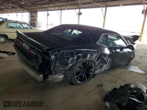 ✅ 2016 Dodge Challenger SXT • VIN: 2C3CDZAG9GH300177 • Lot: 86183645. Wystawiony na Copart z przebiegiem 86 703 mil. Bezpłatny archiwum sprzedaży aukcyjnych z USA i szczegółowy raport historii pojazdu na DreamBid. Zdjęcie 3.